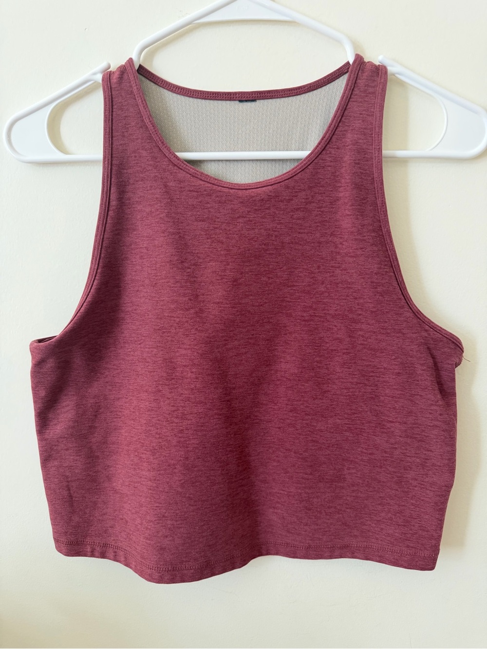 Women’s Sleeveless Crop Tank Top - Burgundy